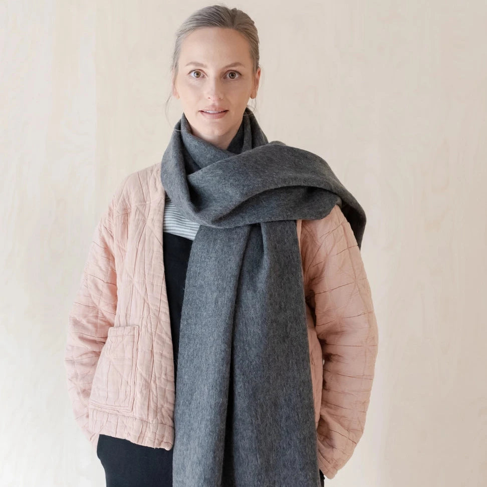 Lambswool Oversized Scarf - charcoal melange
