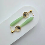 Load image into Gallery viewer, Colore Lacrima Glass + Brass Teardrop Earring
