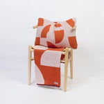 Load image into Gallery viewer, Deko Throw - orange
