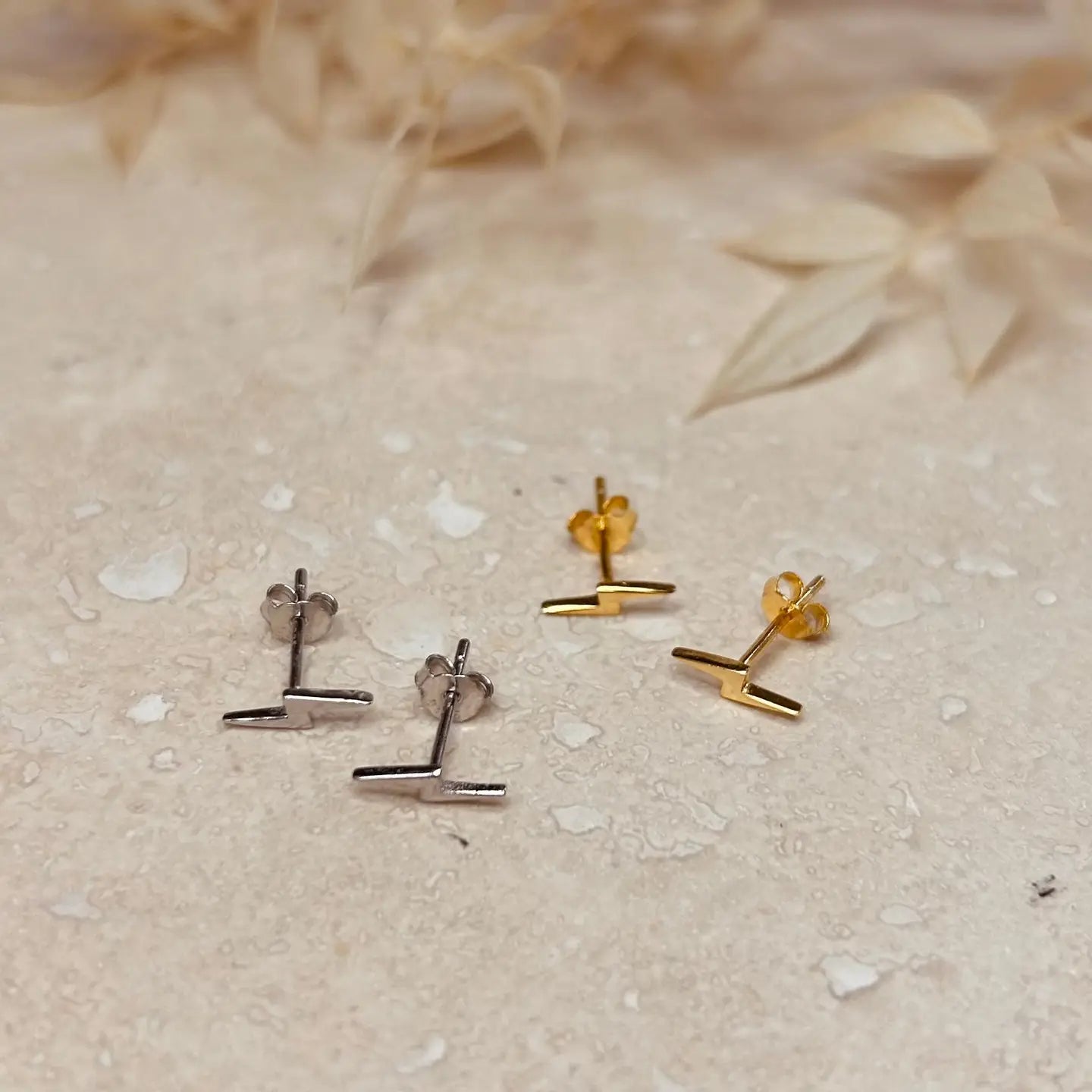 Mini Plain Lightning Bolt Studs -silver / gold