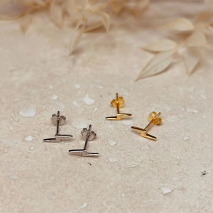 Mini Plain Lightning Bolt Studs -silver / gold