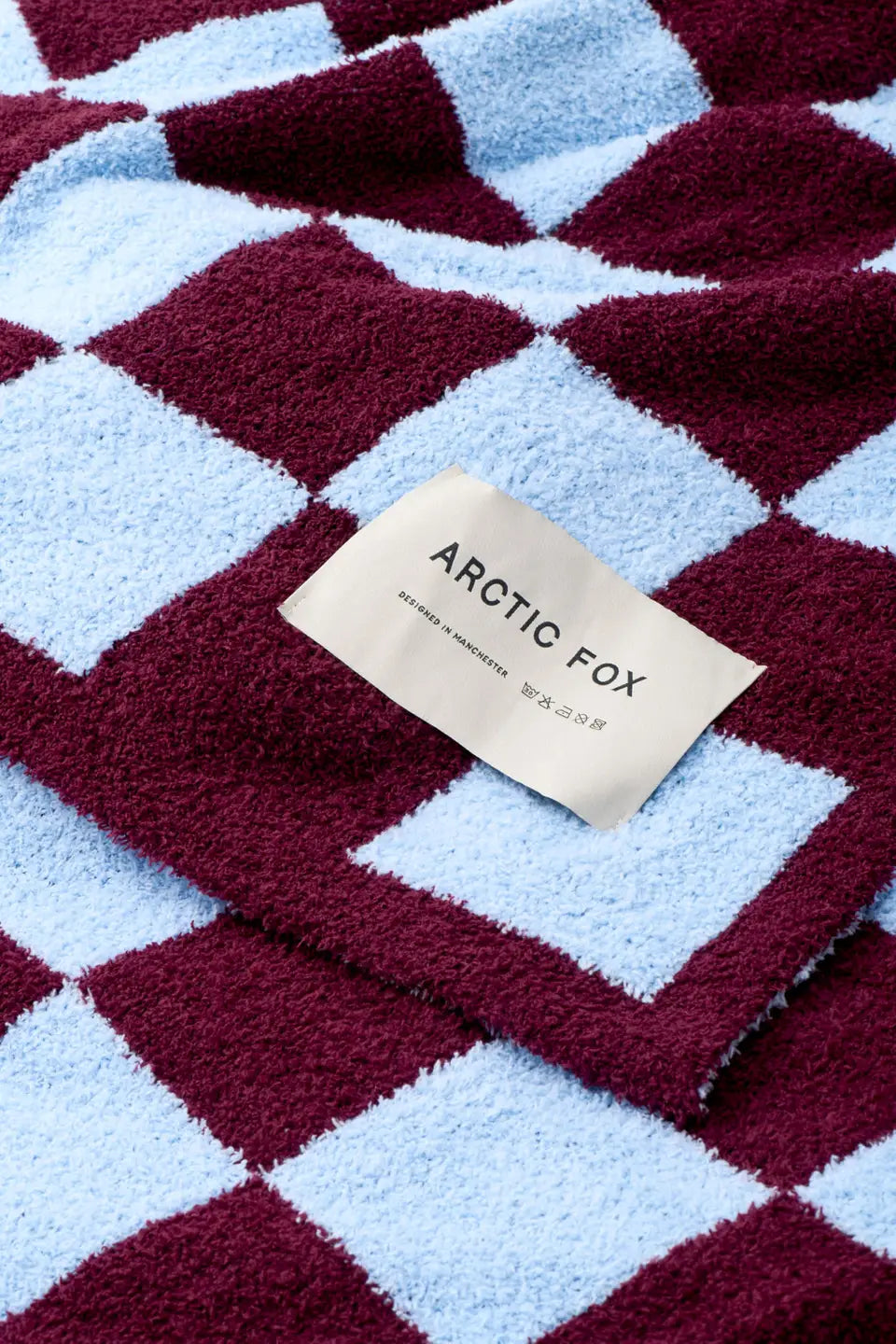 The Teddy Throw - blue check