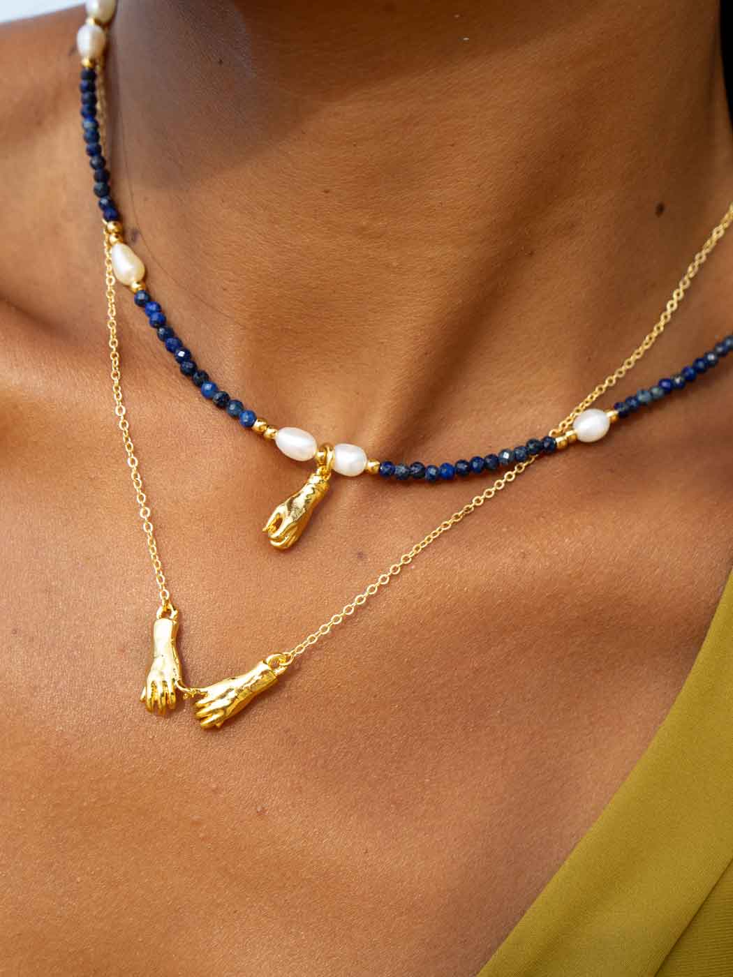 Unita Joined Hands Necklace