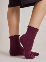 Load image into Gallery viewer, Ruffle Ankle Sock - Cherry
