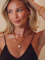 Load image into Gallery viewer, Koko Statement Hoops
