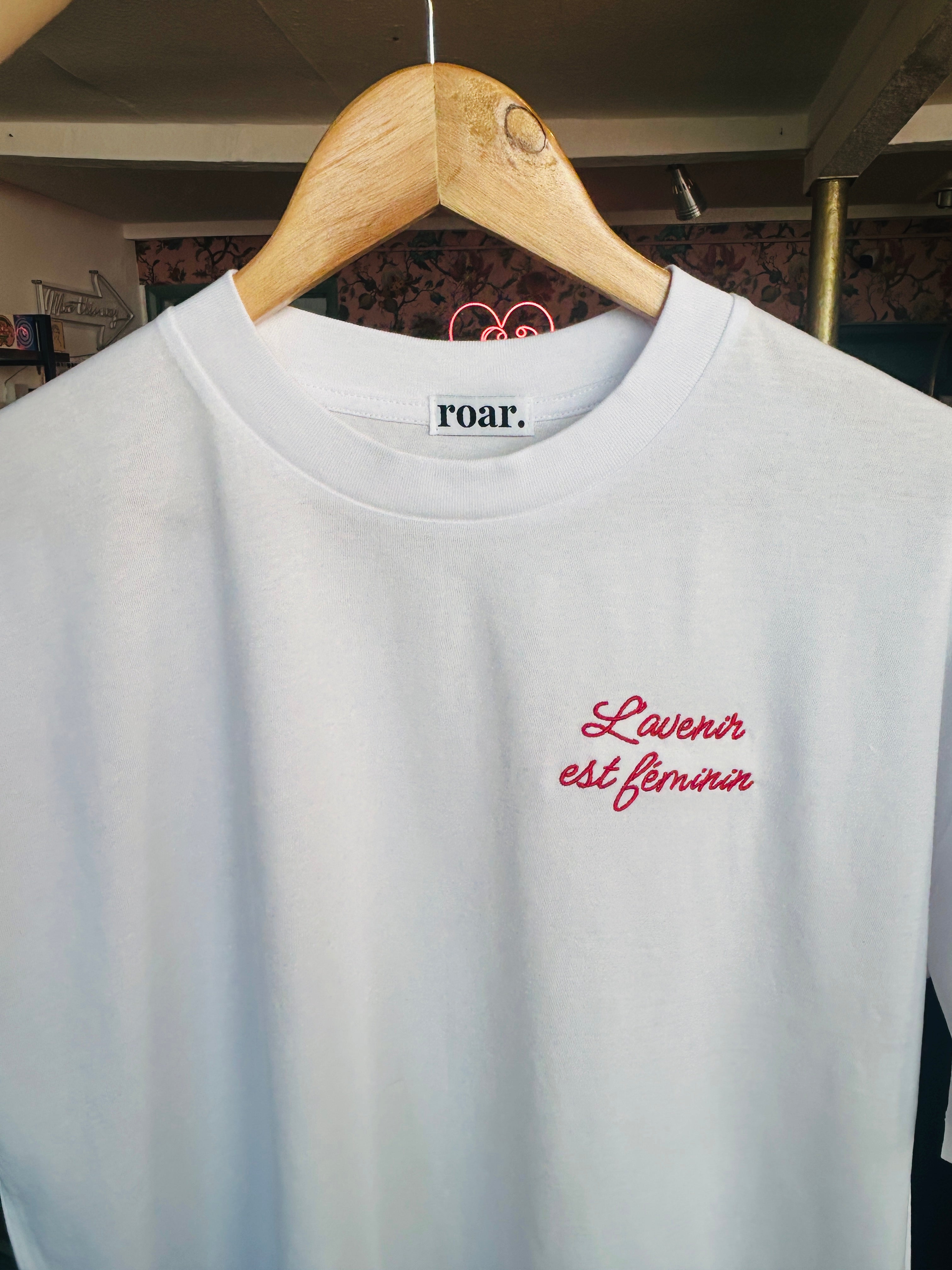 L'avenir est Féminin Tee
