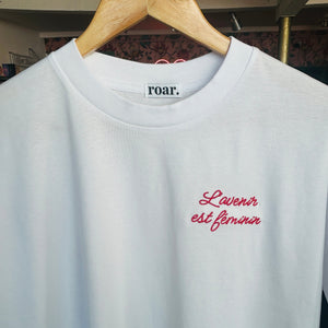 L'avenir est Féminin Tee