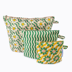 Wavy Daisy Pouch - small / medium / large