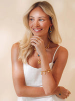 Load image into Gallery viewer, Shell Charm Bracelet

