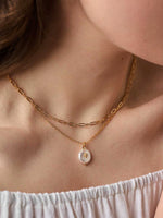 Load image into Gallery viewer, Laura Mini Oval Link Necklace
