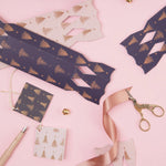 Load image into Gallery viewer, Christmas Cracker - fill your own cracker kit - Set of 6 (tree)
