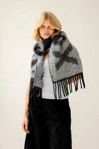 Arctic Fox Logo Scarf - monochrome