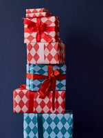 Load image into Gallery viewer, Diamond Rouge Gift Wrap
