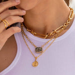 Load image into Gallery viewer, Palma Hamsa Hand Necklace
