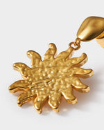 Load image into Gallery viewer, Solesi Sun Earrings
