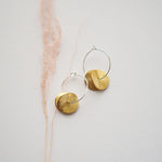 Load image into Gallery viewer, Ninkari Two Wavy Disc Hoop Earrings
