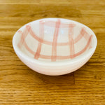 Load image into Gallery viewer, Vaisselle Boutique - &#39;Dip Me&#39; - White / Rose Gingham

