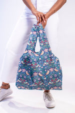 Load image into Gallery viewer, William Morris Strawberry Thief Reusable Bag - medium
