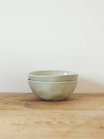 Load image into Gallery viewer, Everyday Bowl - seaglass
