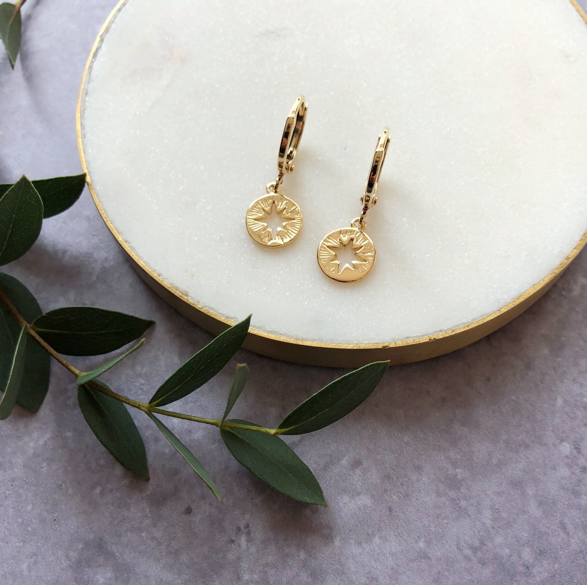 Mini Hoop Cut-Out Star Earrings - Gold