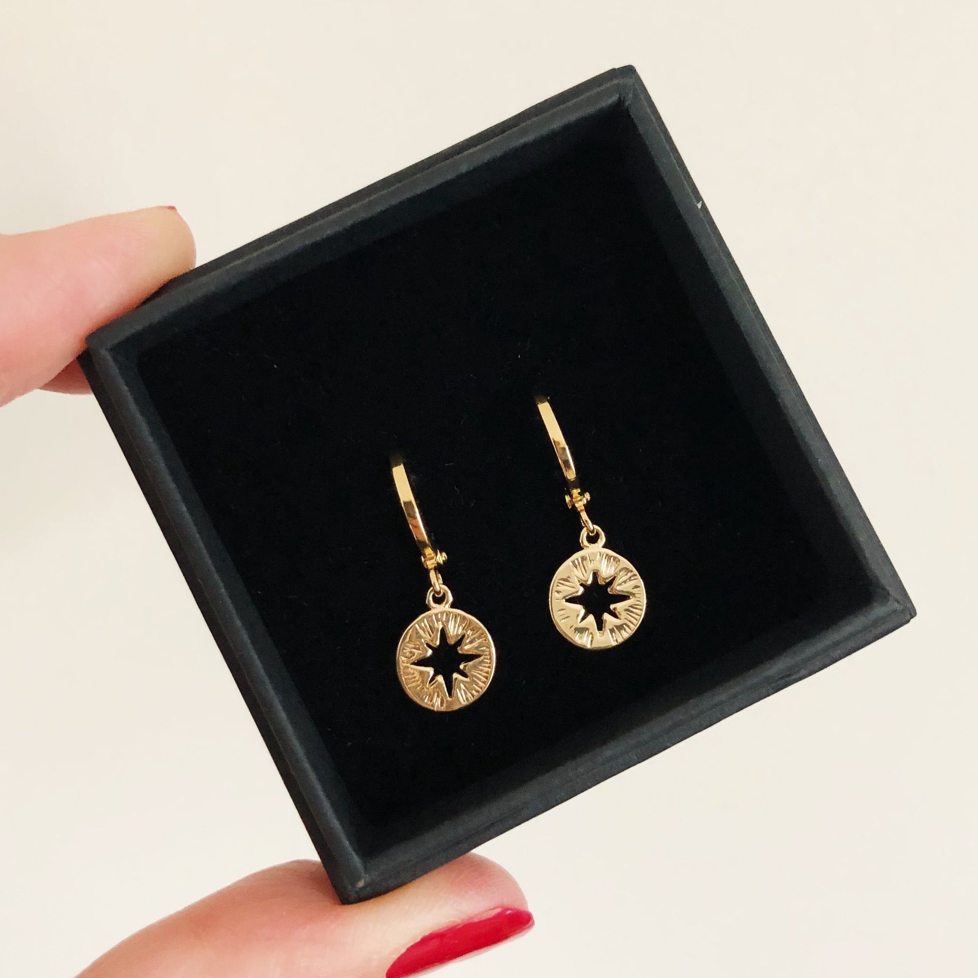 Mini Hoop Cut-Out Star Earrings - Gold