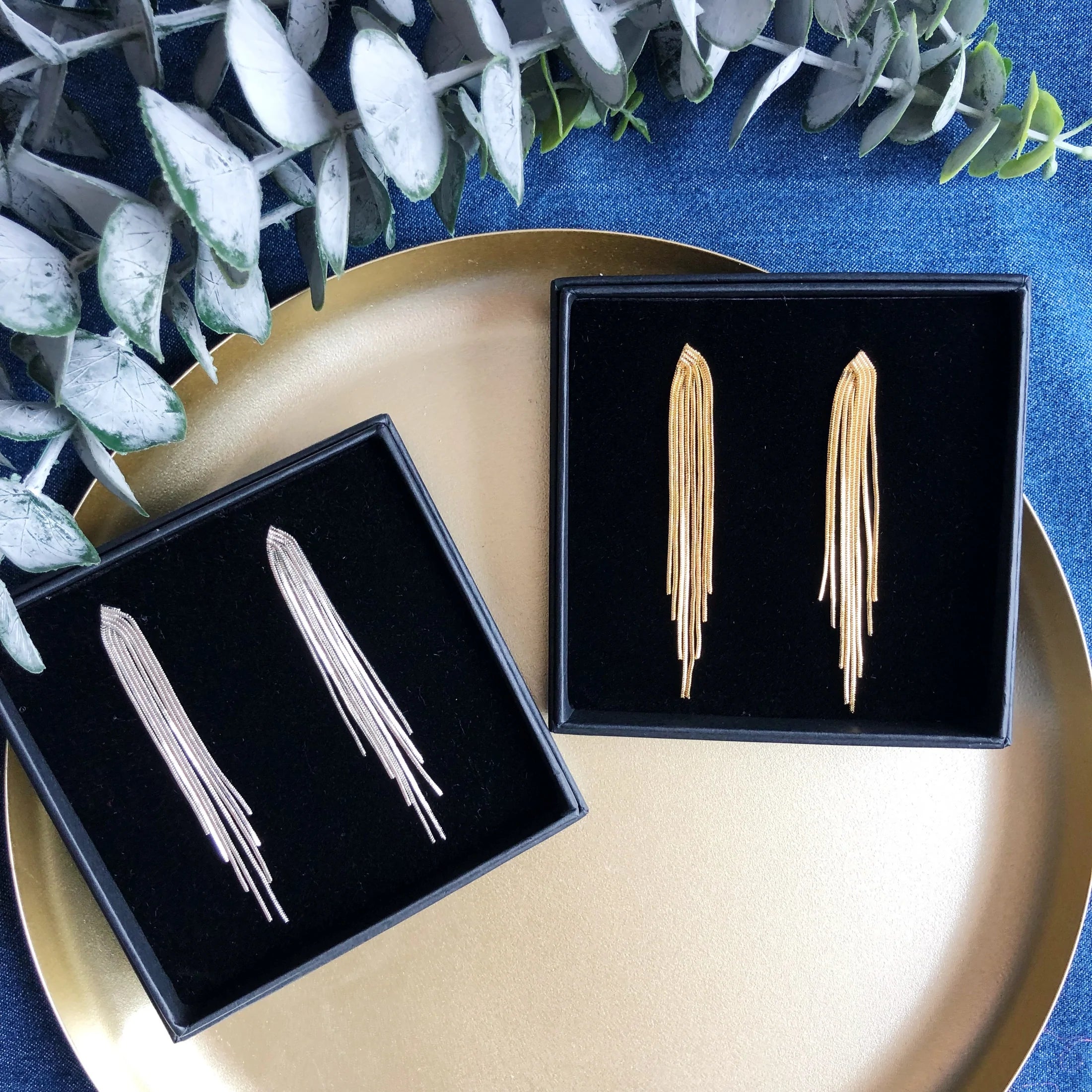 Metallic Tassel Earrings - gold