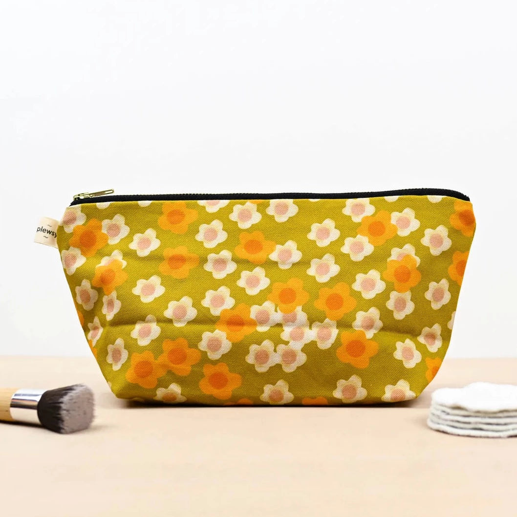 Retro Floral Cosmetic Bag